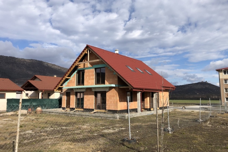 Referencie / RD Dvorníky 02 - foto Referencie / RD Dvorníky 02 - foto