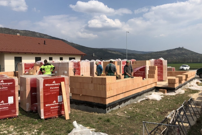 Referencie / RD Dvorníky 02 - foto Referencie / RD Dvorníky 02 - foto