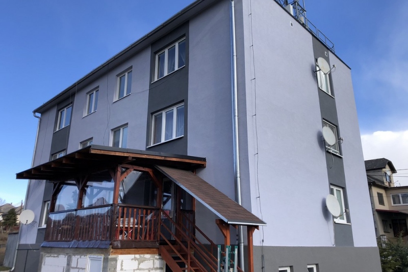 Referencie 2 / ​Bytový dom Drienovec 2019 - foto