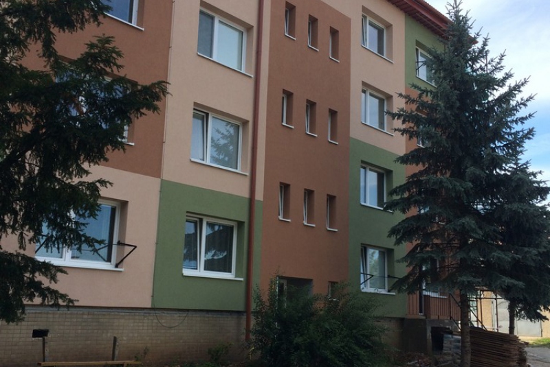 Referencie 2 / Bytový dom Rožňava 2016 - foto Referencie 2 / Bytový dom Rožňava 2016 - foto