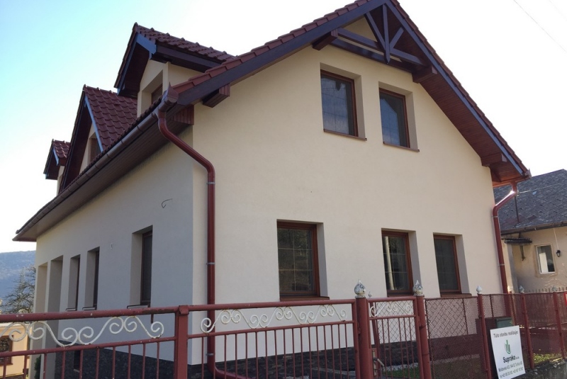 Referencie 2 / ​Rodinný dom Hrhov 2018 - foto