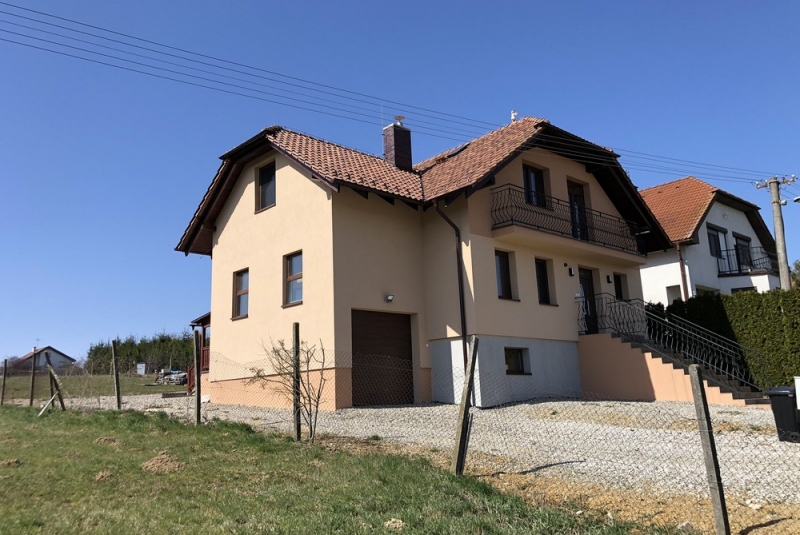 Referencie 2 / ​Zateplenie domu Mokrance - foto