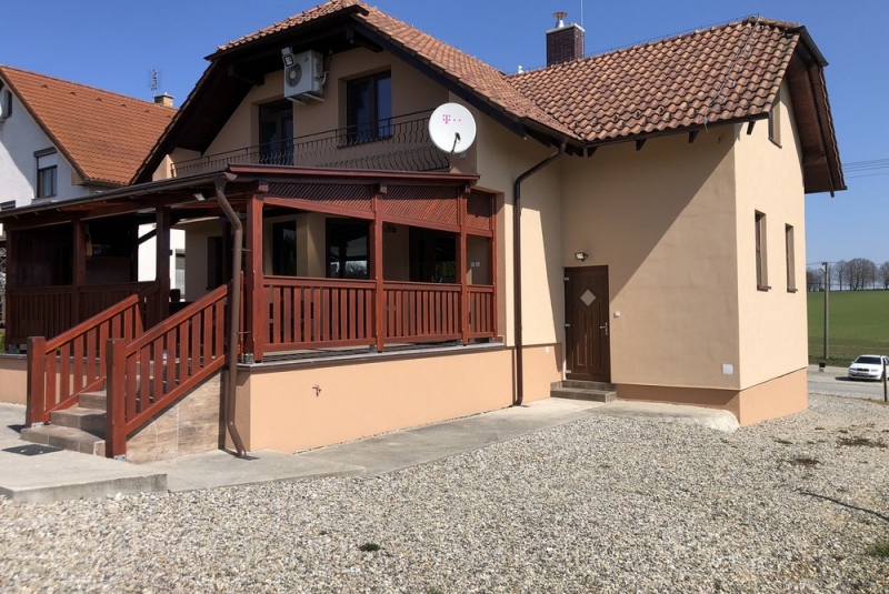 Referencie 2 / ​Zateplenie domu Mokrance - foto