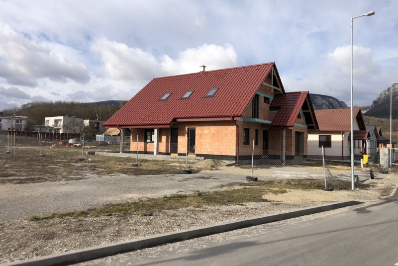 Referencie / RD Dvorníky 02 - foto Referencie / RD Dvorníky 02 - foto